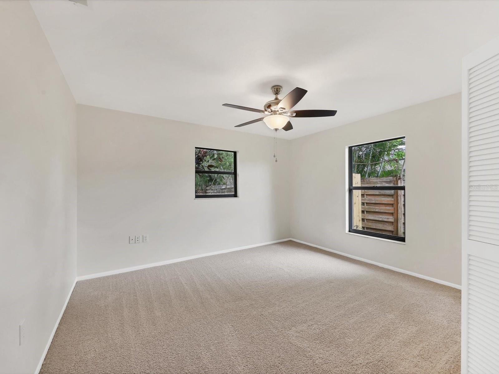 Image 32 of 41 For 2102 Country Meadows Place