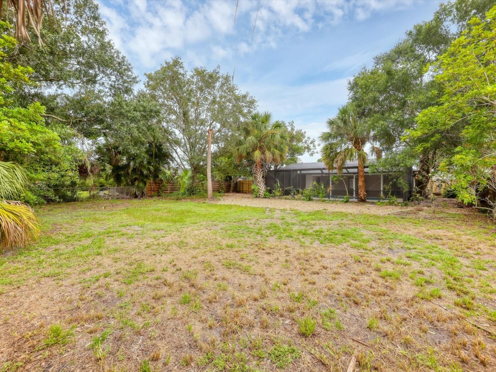Image 37 of 41 For 2102 Country Meadows Place