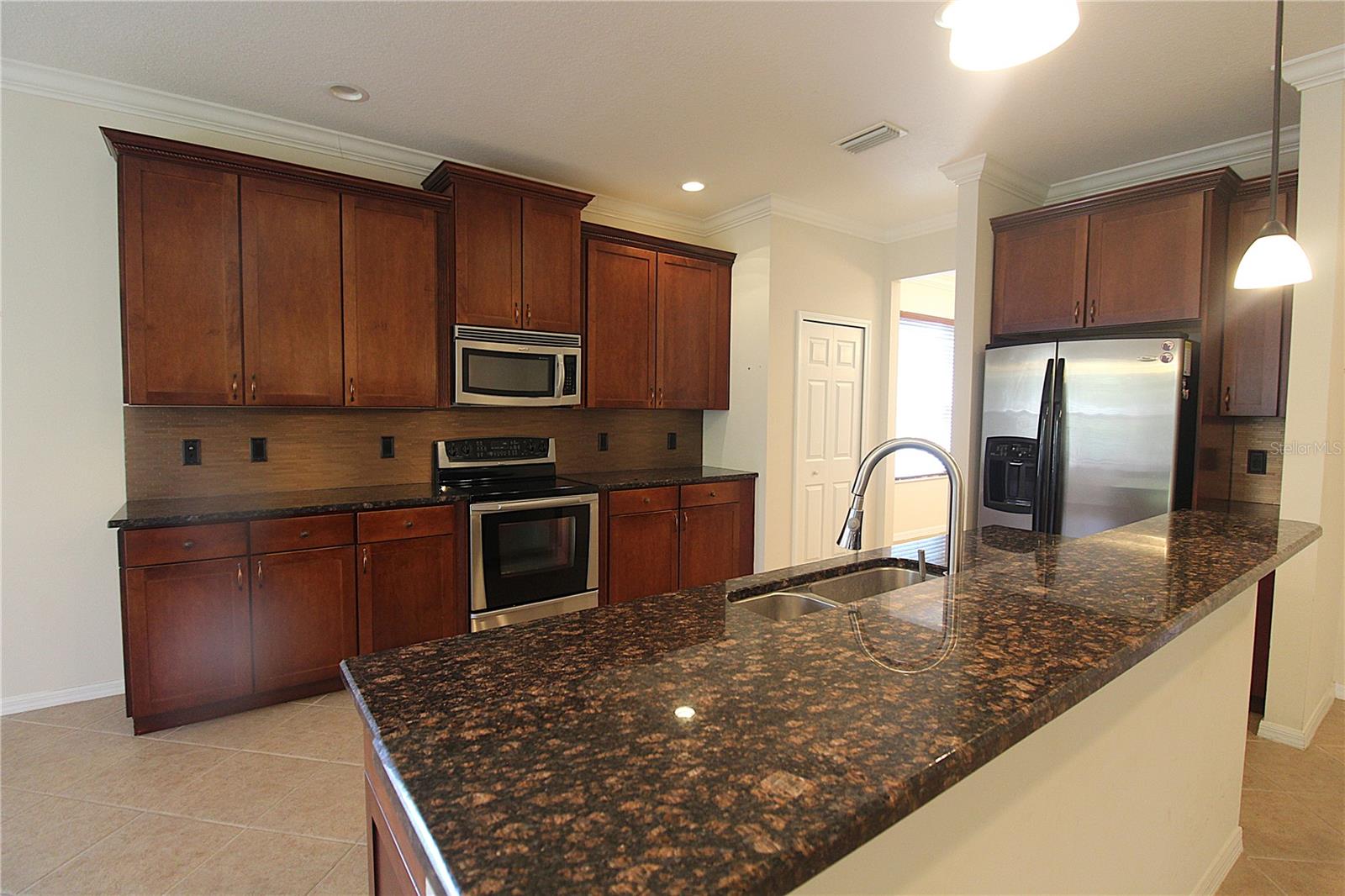 Image 3 of 29 For 6911 44th Terrace E