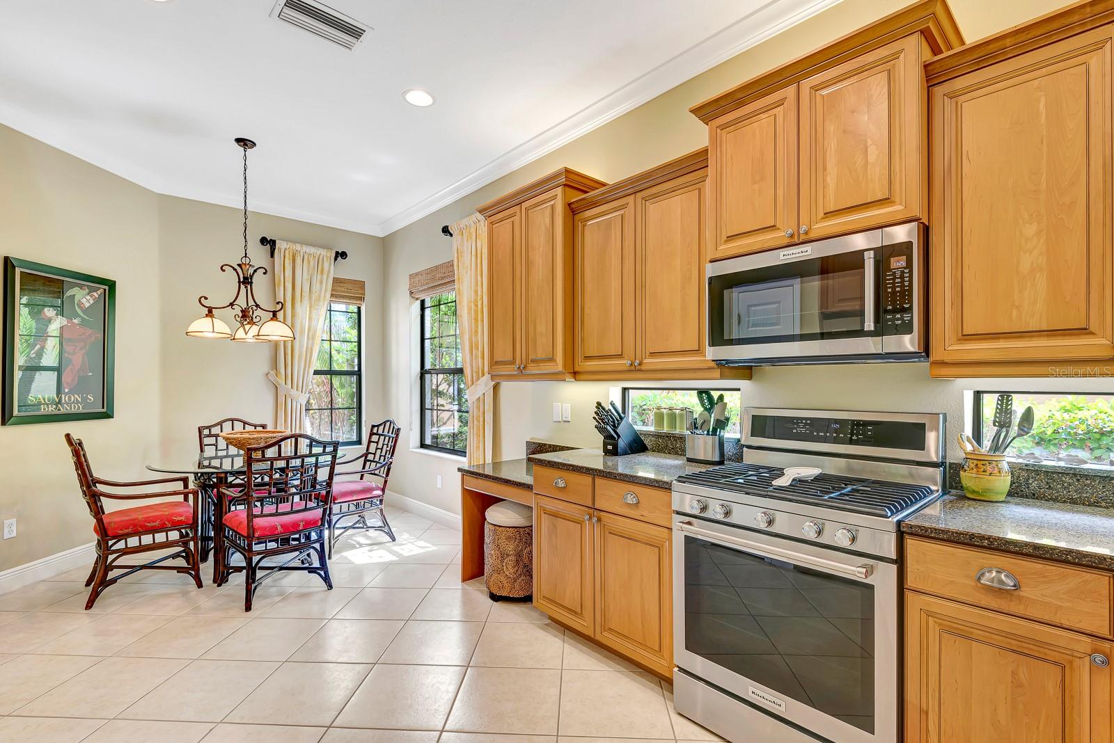 Image 15 of 75 For 7314 Wexford Court