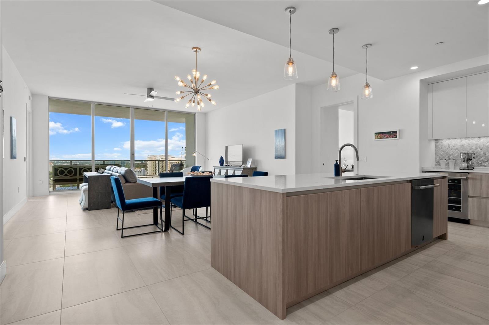 Image 10 of 88 For 301 Quay Commons  1703