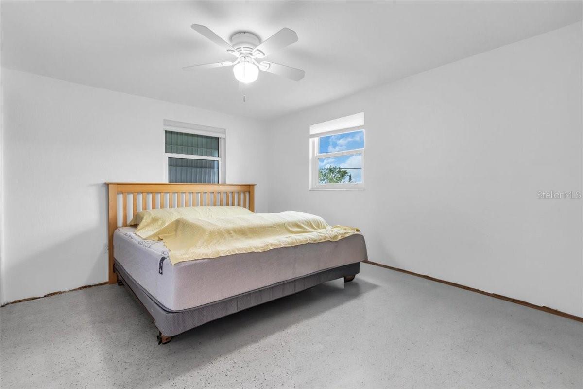 Image 17 of 22 For 5401 Mac Arthur Avenue