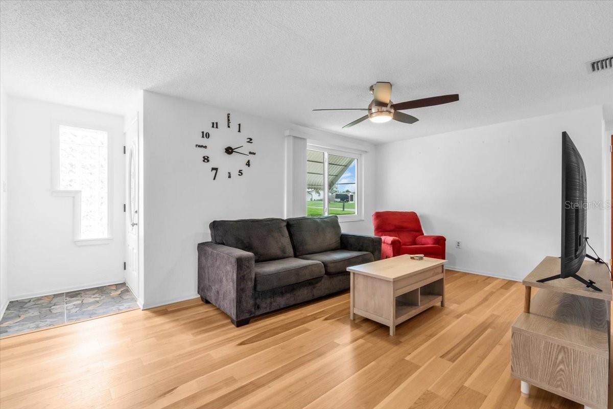 Image 4 of 22 For 5401 Mac Arthur Avenue