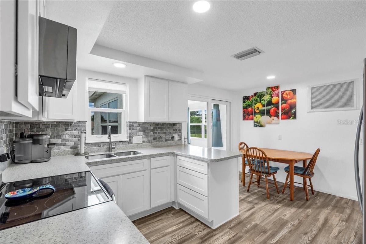 Image 9 of 22 For 5401 Mac Arthur Avenue