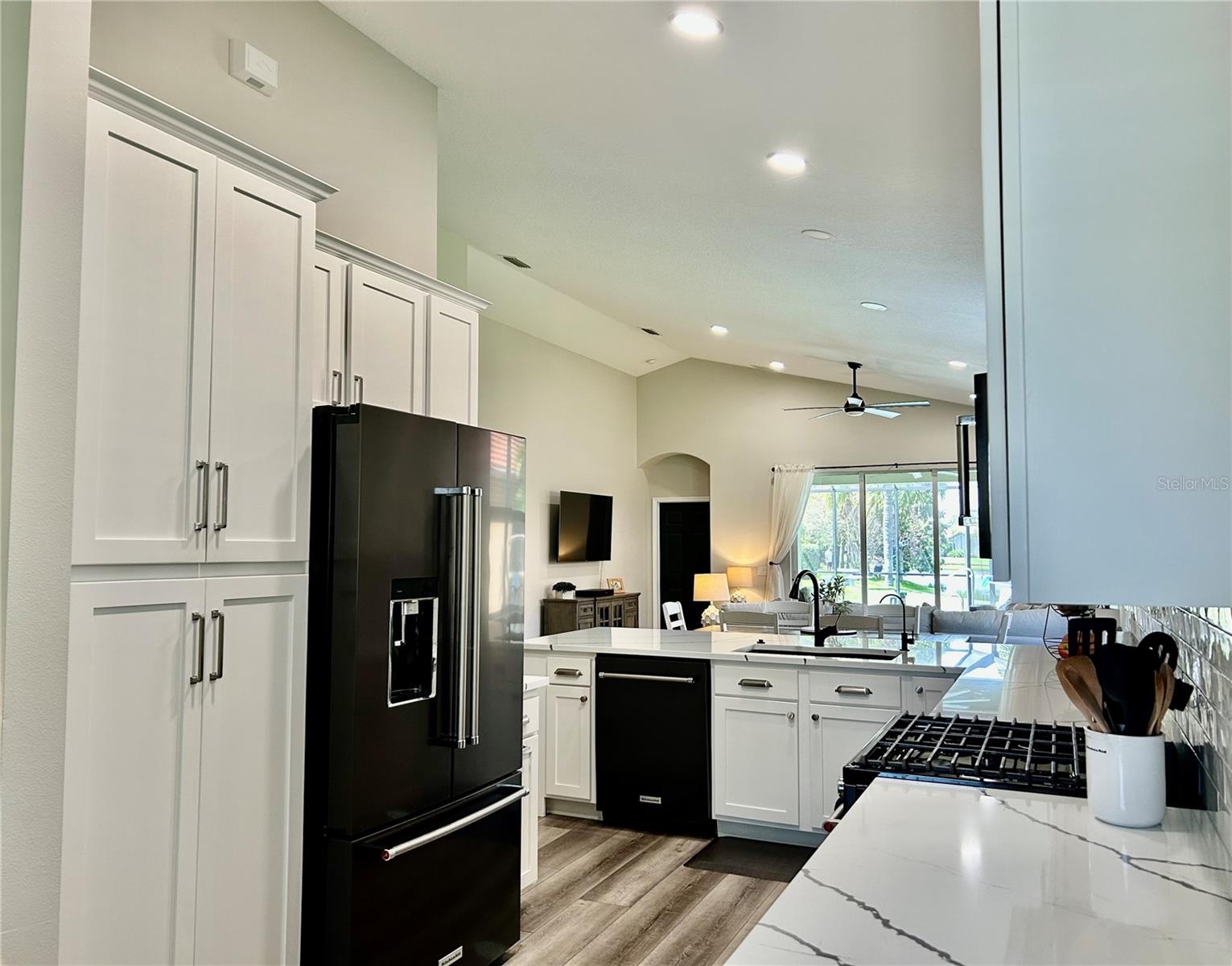 Image 10 of 23 For 6385 Rookery Circle