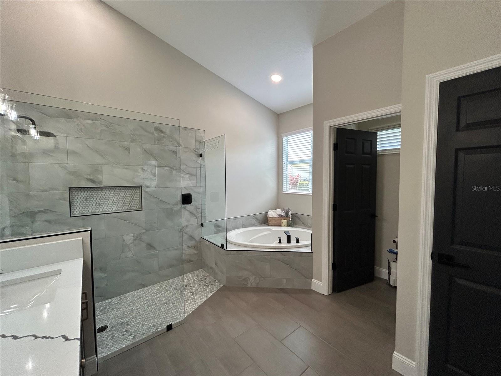 Image 16 of 23 For 6385 Rookery Circle
