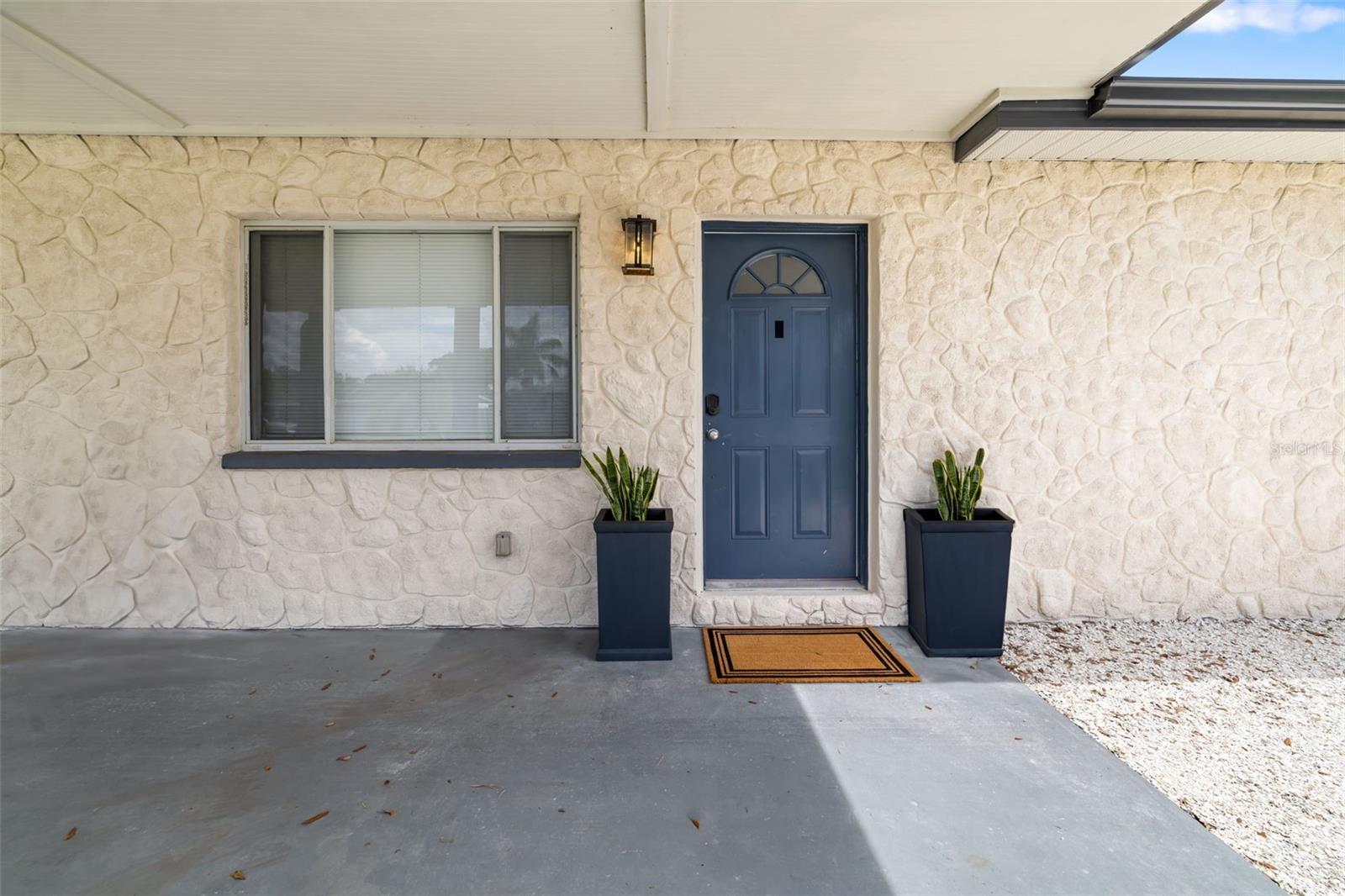 Image 2 of 25 For 5384 56th Avenue N
