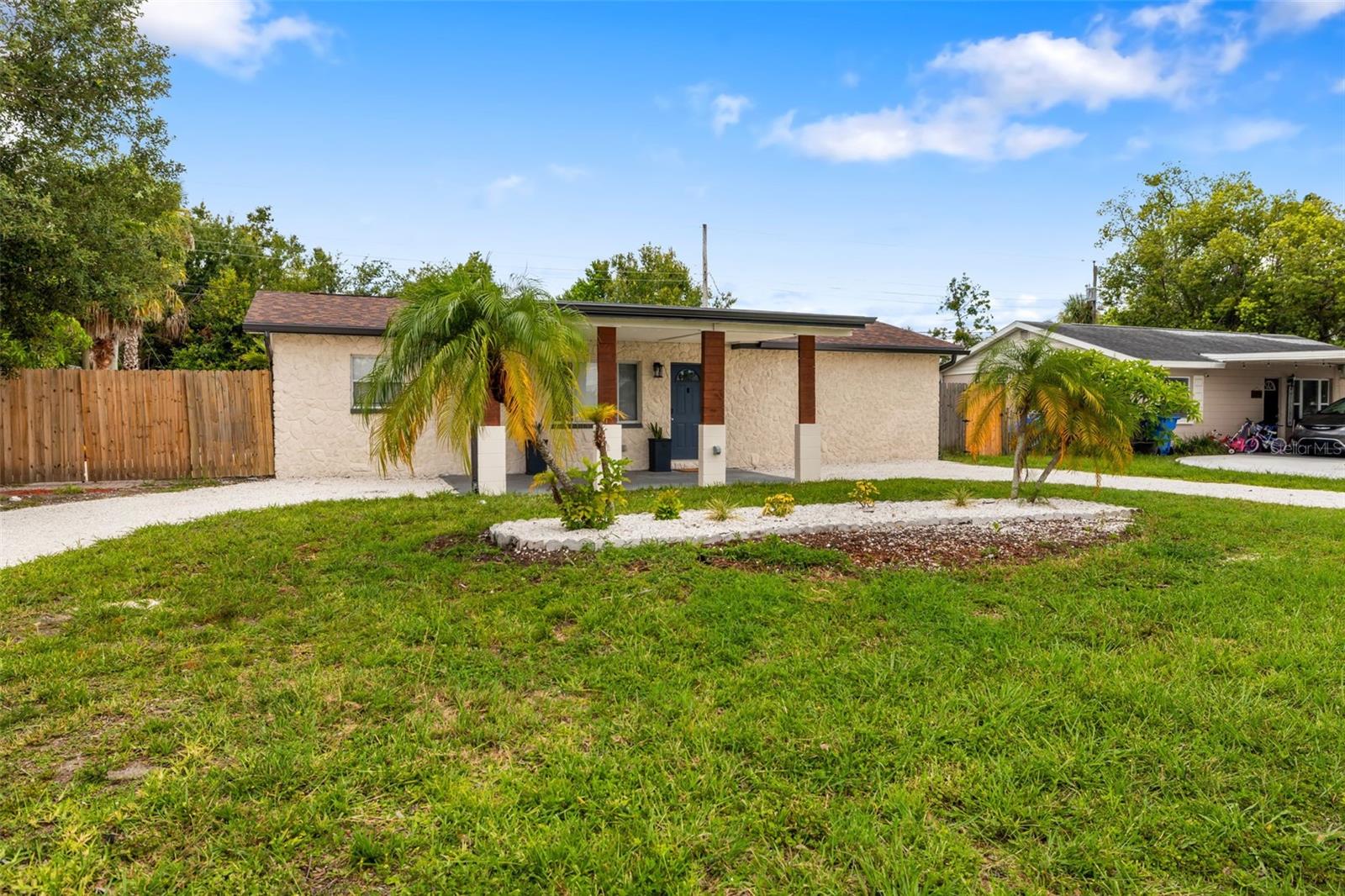 Image 3 of 25 For 5384 56th Avenue N