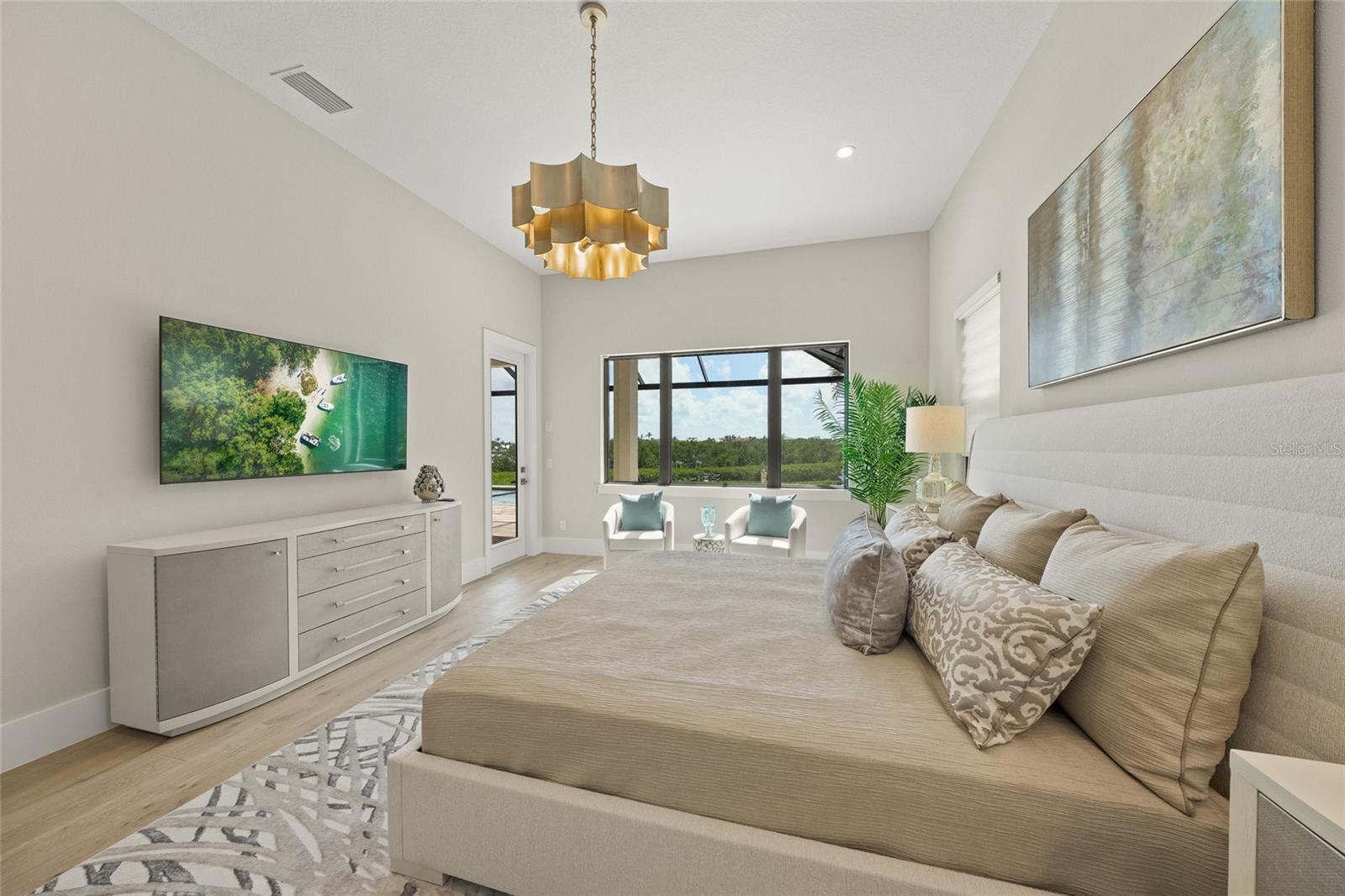 Image 17 of 71 For 1109 Bayshore Road