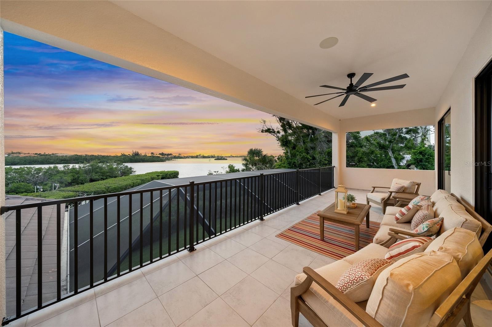 Image 38 of 71 For 1109 Bayshore Road