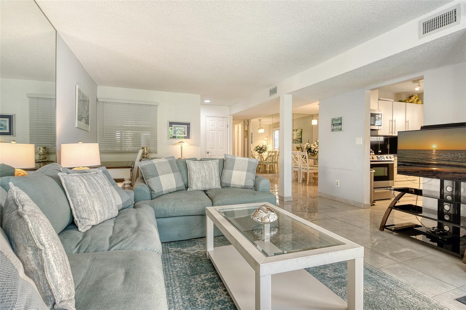Image 16 of 61 For 4725 Gulf Of Mexico Drive 212