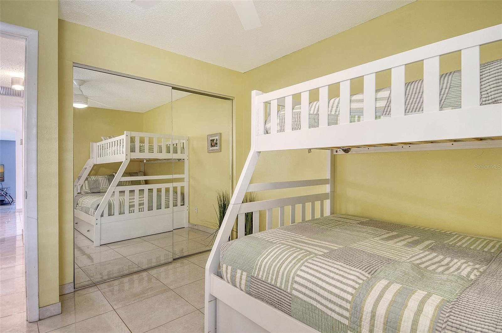 Image 29 of 61 For 4725 Gulf Of Mexico Drive 212