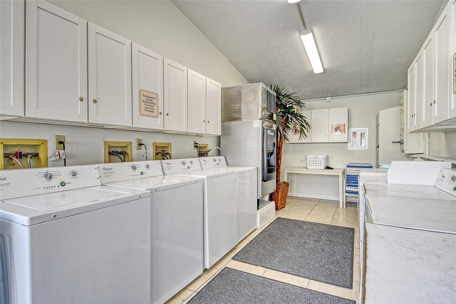 Image 32 of 61 For 4725 Gulf Of Mexico Drive 212