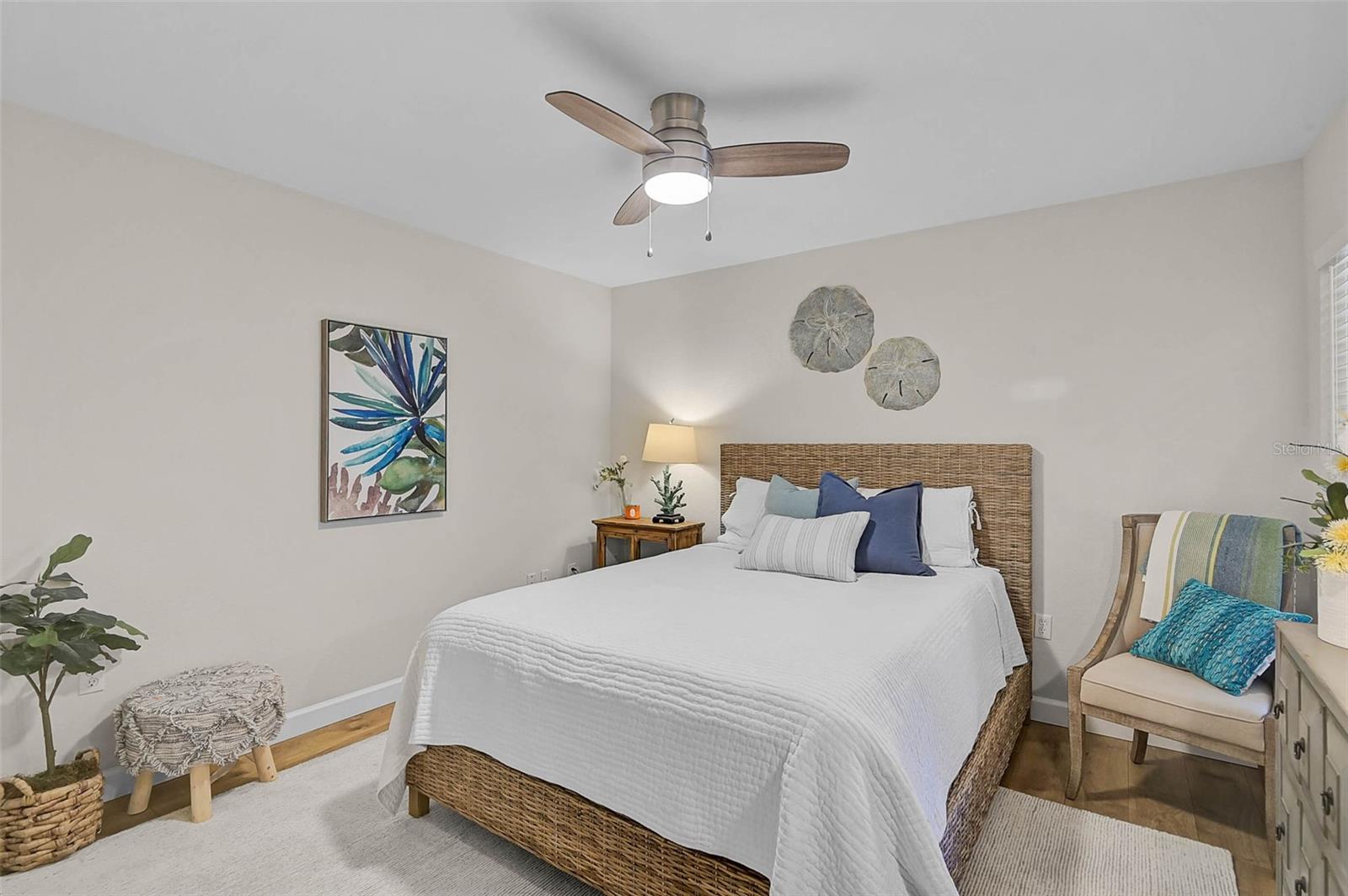 Image 19 of 38 For 5240 Hyland Hills Avenue 1425