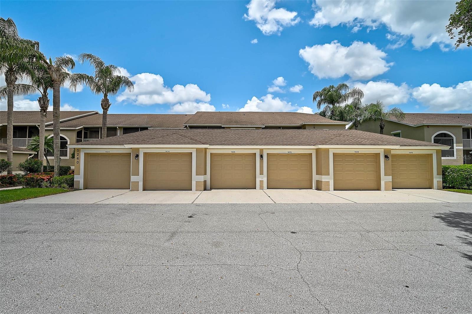 Image 22 of 38 For 5240 Hyland Hills Avenue 1425