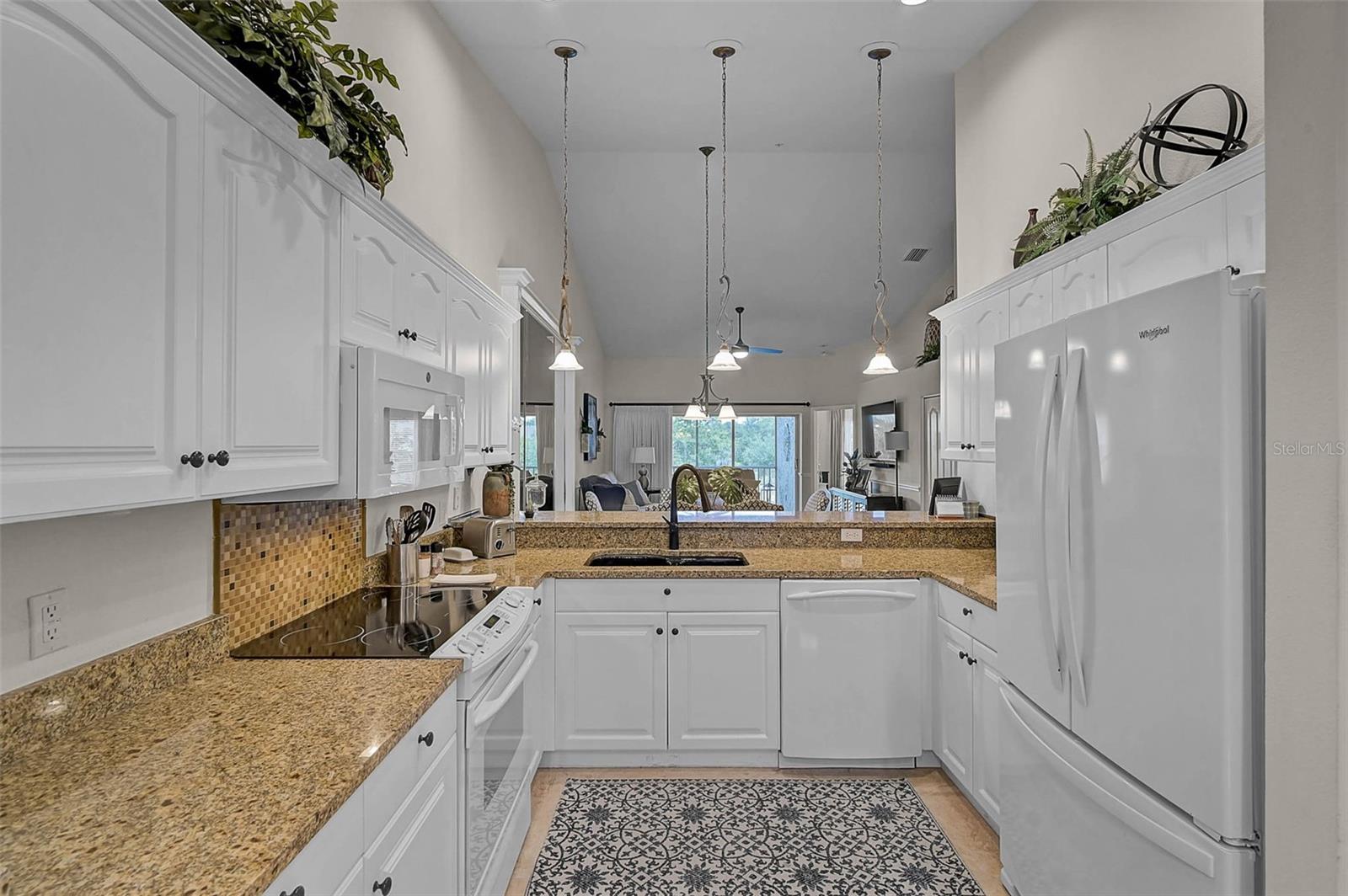 Image 7 of 38 For 5240 Hyland Hills Avenue 1425