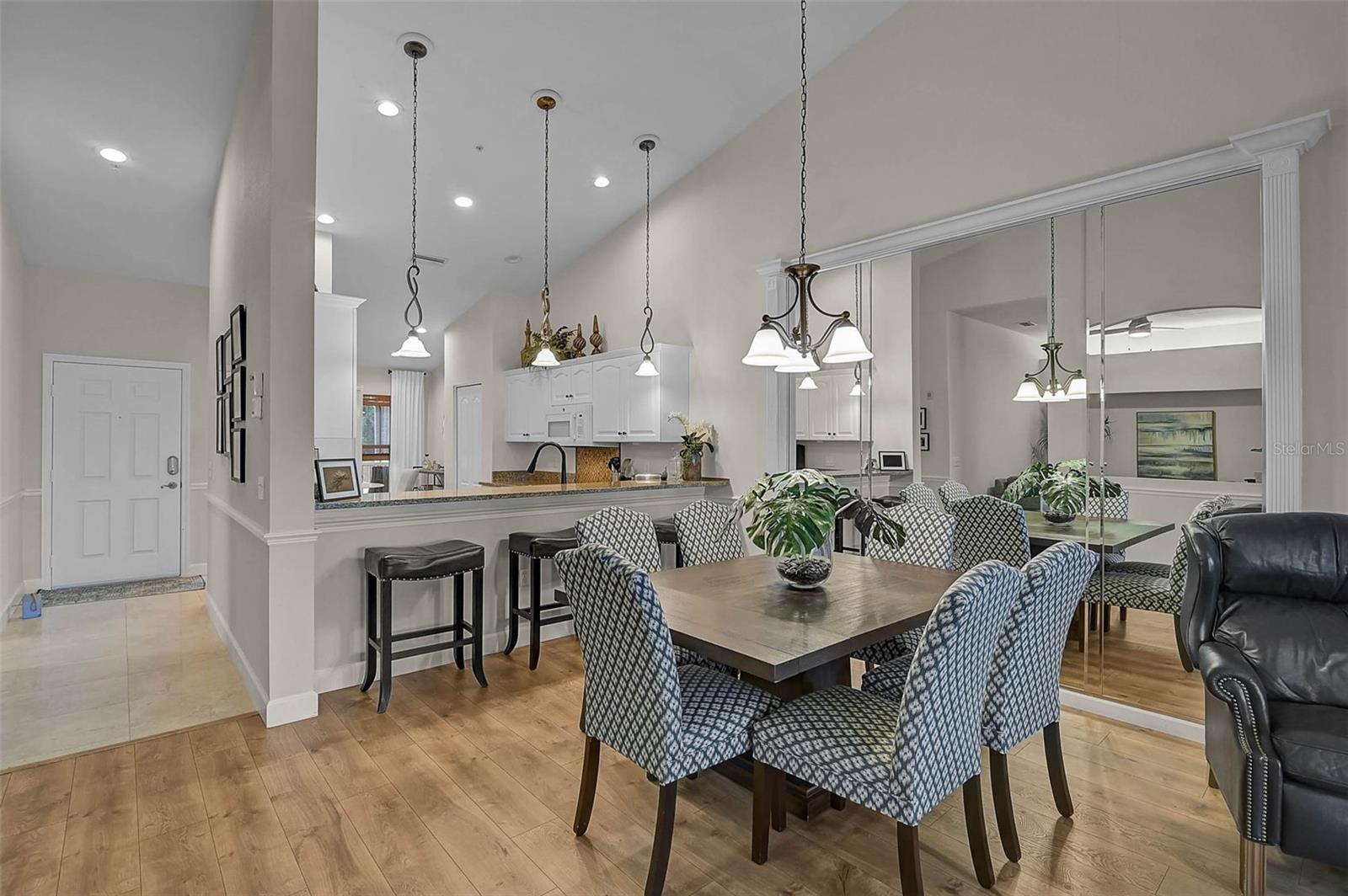 Image 8 of 38 For 5240 Hyland Hills Avenue 1425