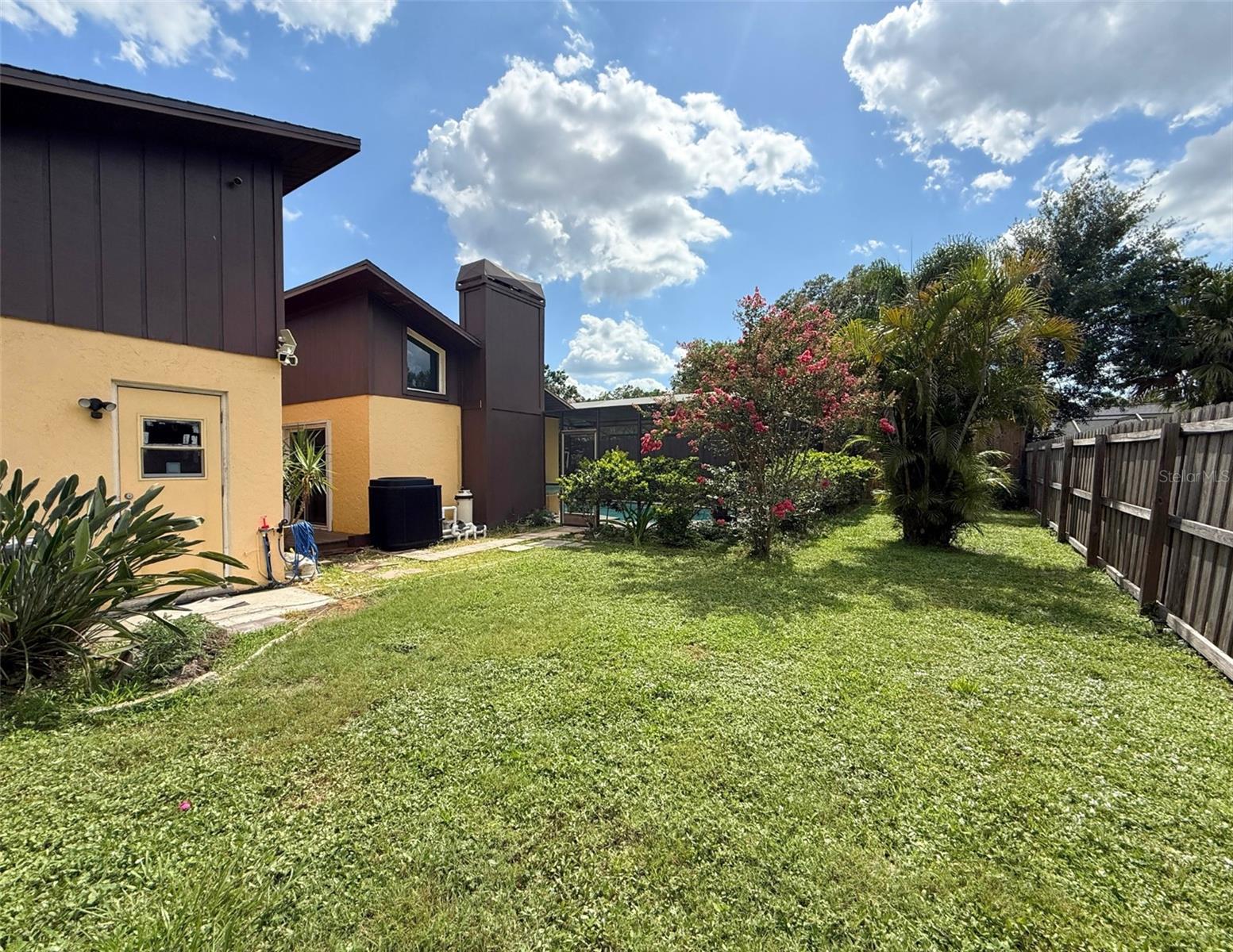 Image 11 of 15 For 1502 Georgetowne Lane