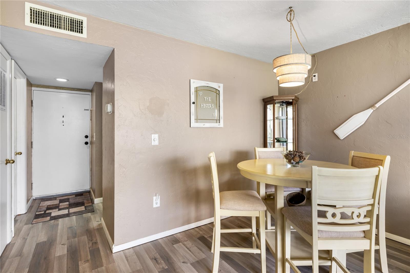 Image 19 of 44 For 618 Bird Bay Drive S 118