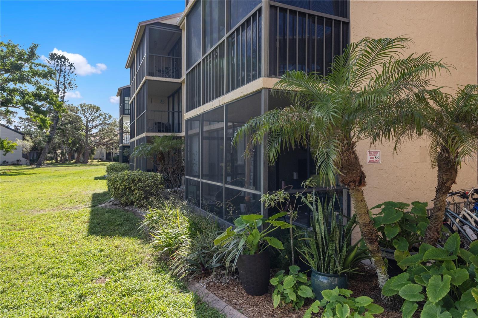 Image 23 of 44 For 618 Bird Bay Drive S 118