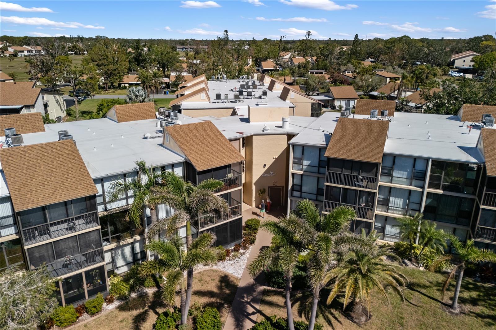 Image 37 of 44 For 618 Bird Bay Drive S 118