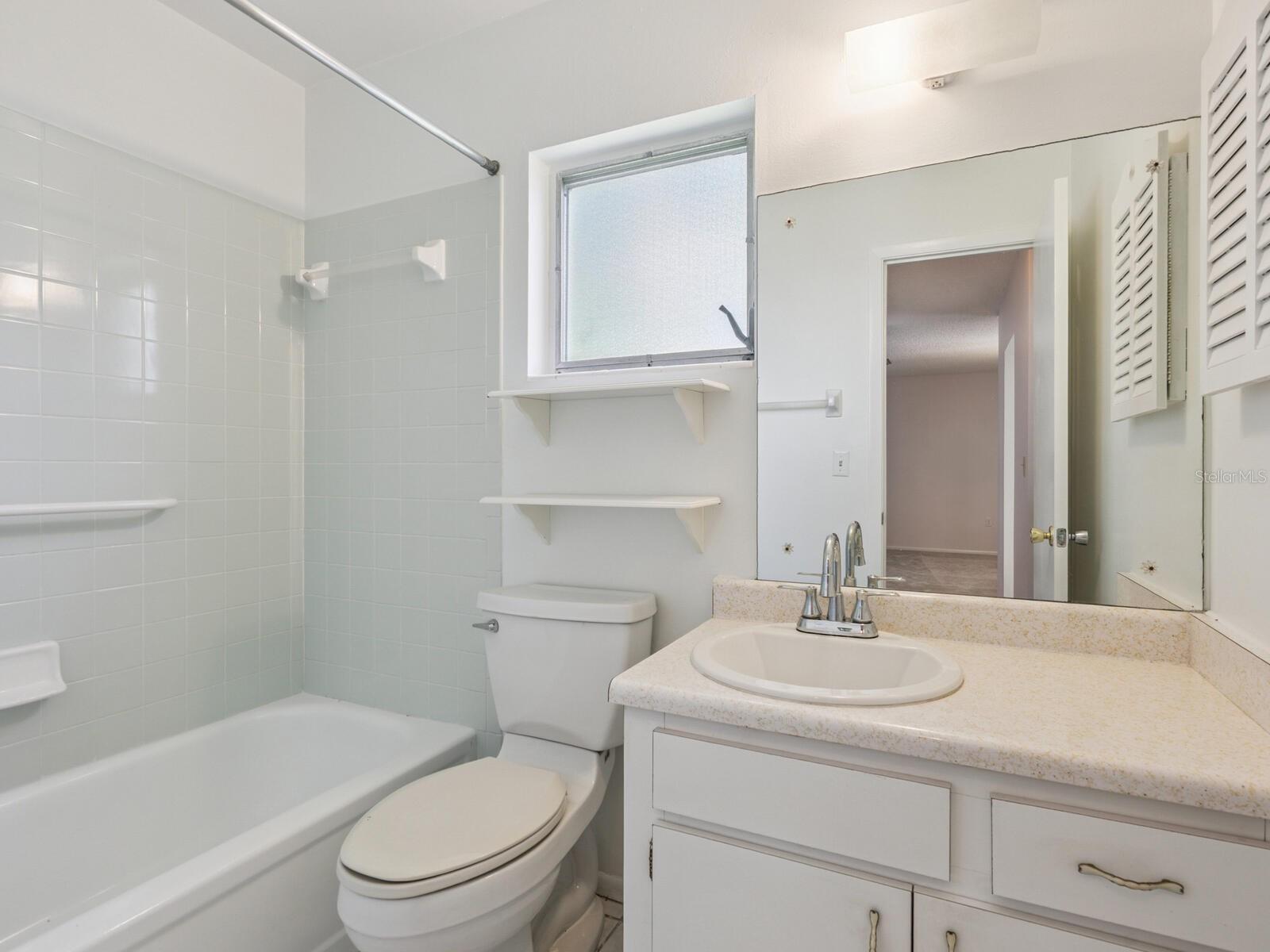 Image 16 of 28 For 6023 Hibiscus Drive 177