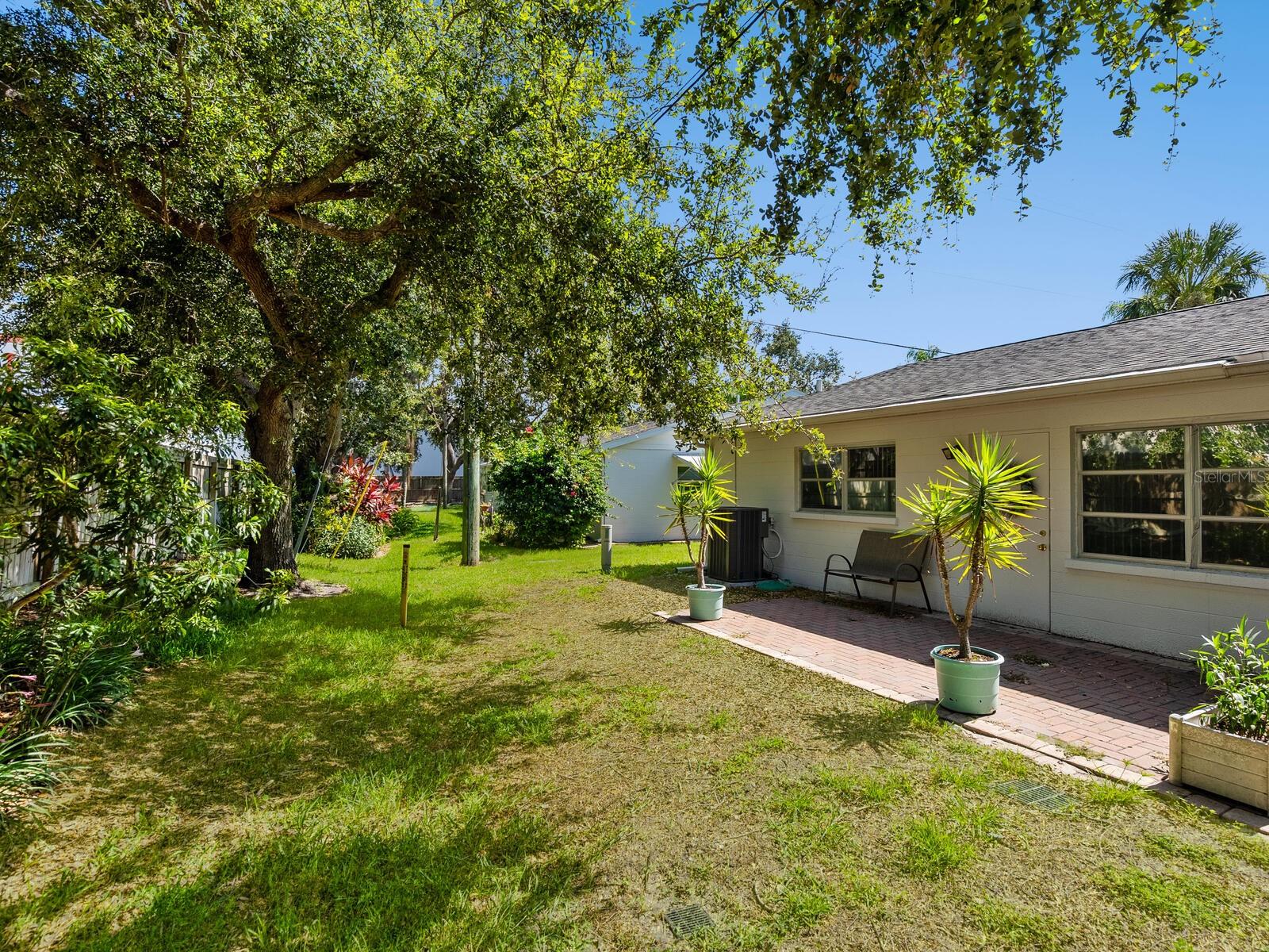 Image 22 of 28 For 6023 Hibiscus Drive 177