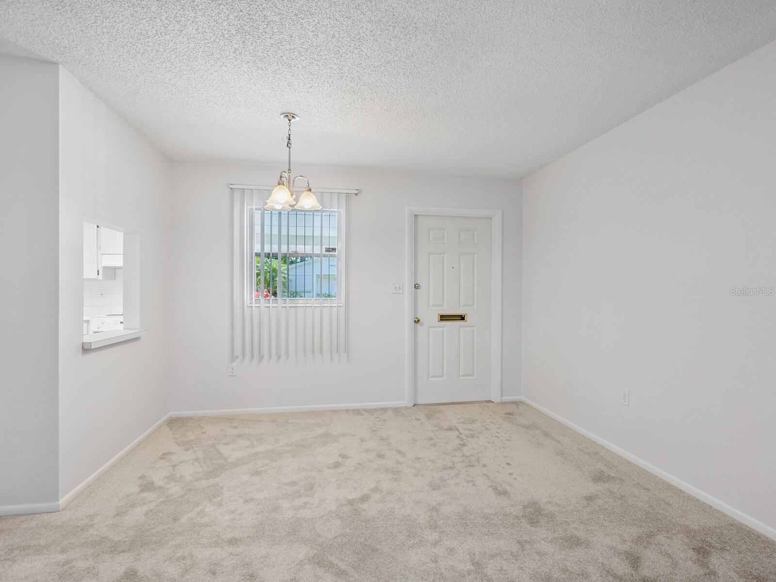 Image 5 of 28 For 6023 Hibiscus Drive 177