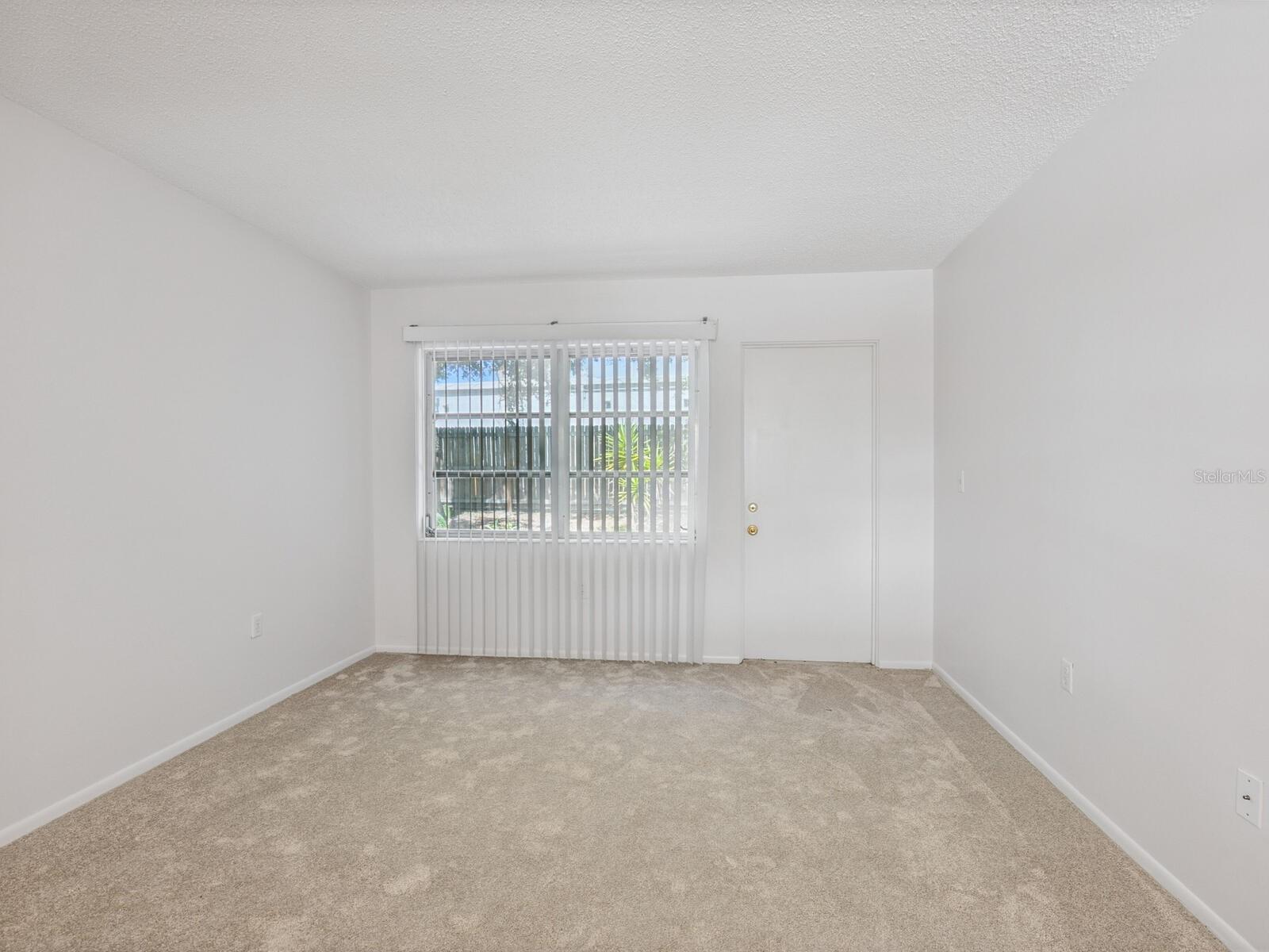 Image 7 of 28 For 6023 Hibiscus Drive 177