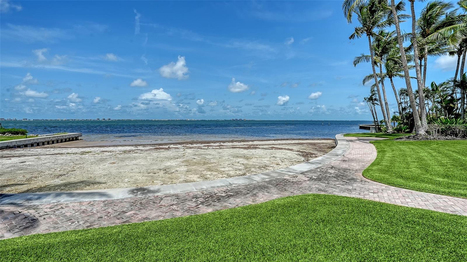 Image 11 of 51 For 4423 Bay Shore Road