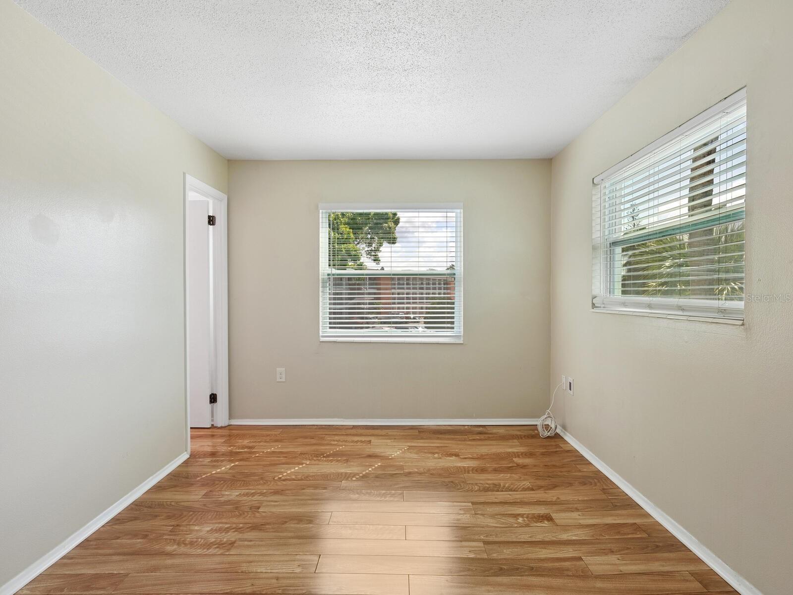 Image 17 of 33 For 2423 Flamingo Boulevard K29