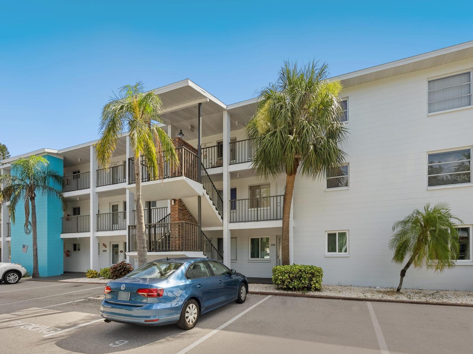 Image 2 of 33 For 2423 Flamingo Boulevard K29