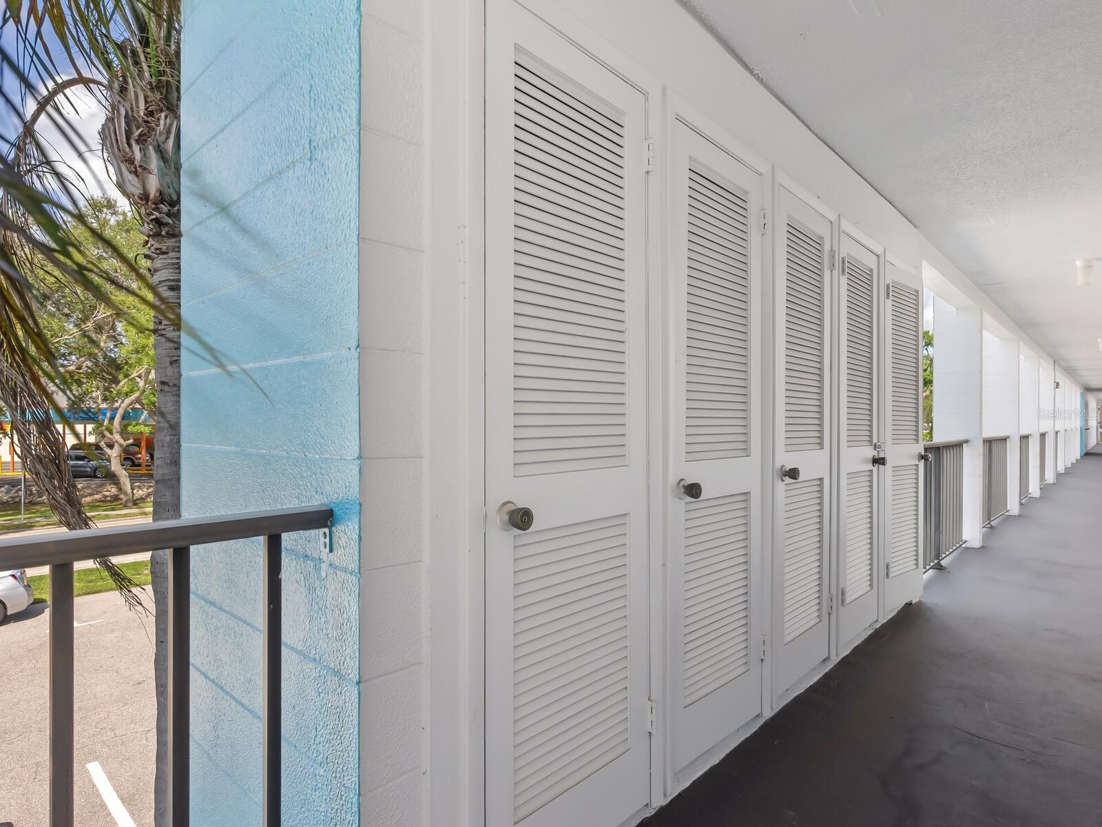 Image 23 of 33 For 2423 Flamingo Boulevard K29