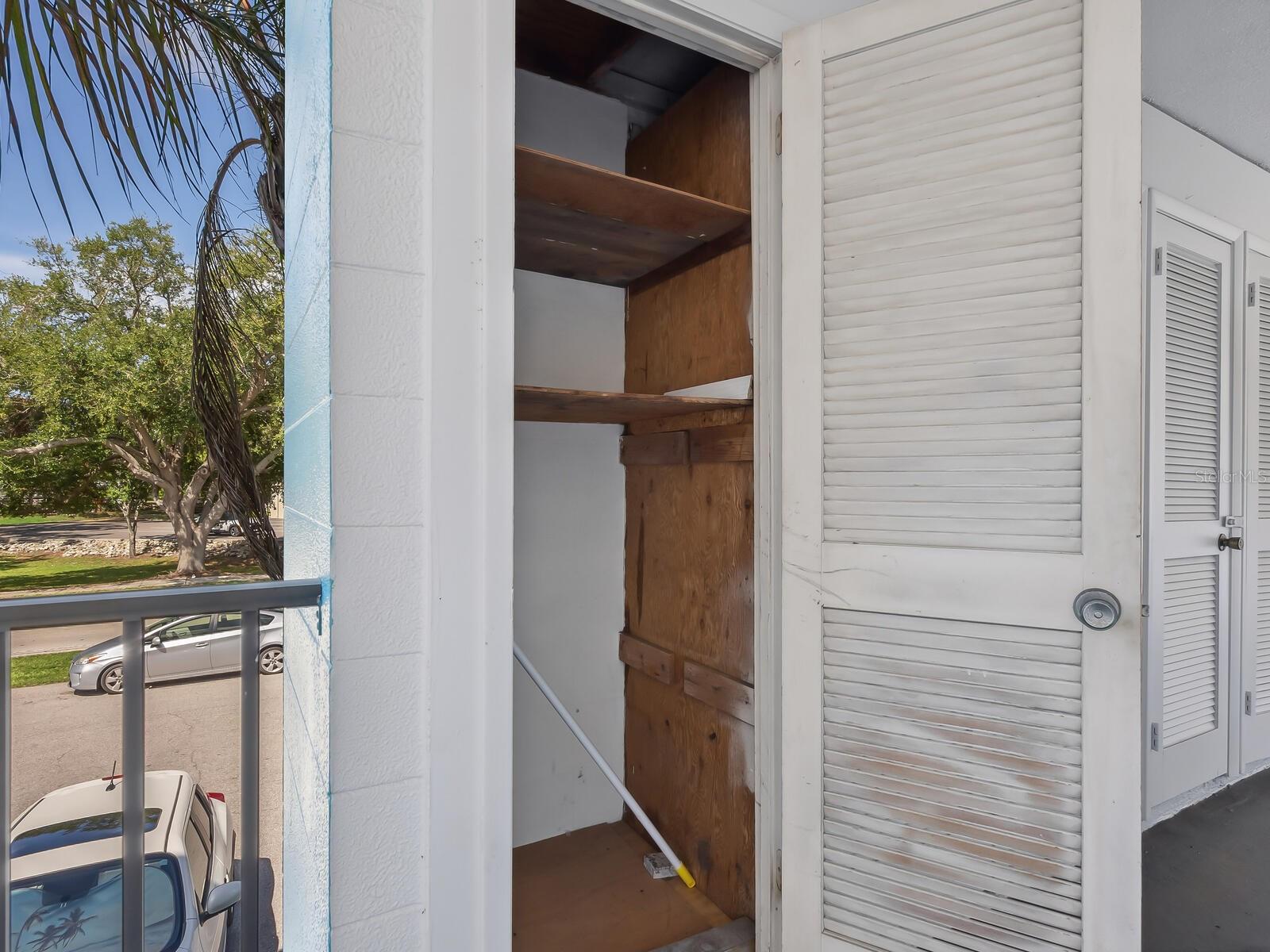 Image 24 of 33 For 2423 Flamingo Boulevard K29