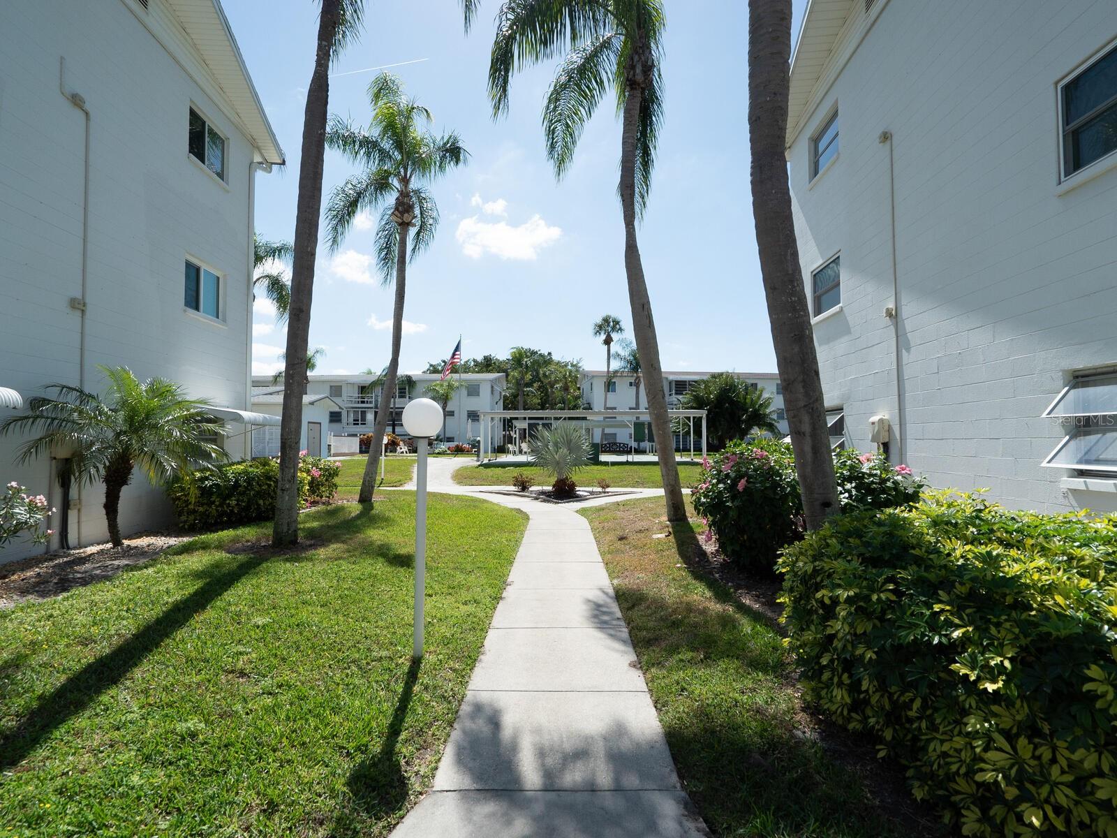 Image 25 of 33 For 2423 Flamingo Boulevard K29