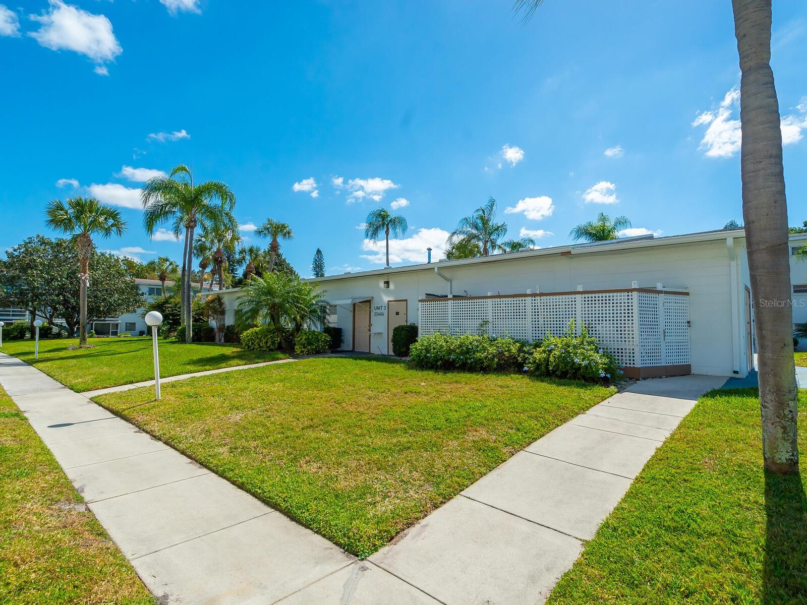 Image 26 of 33 For 2423 Flamingo Boulevard K29