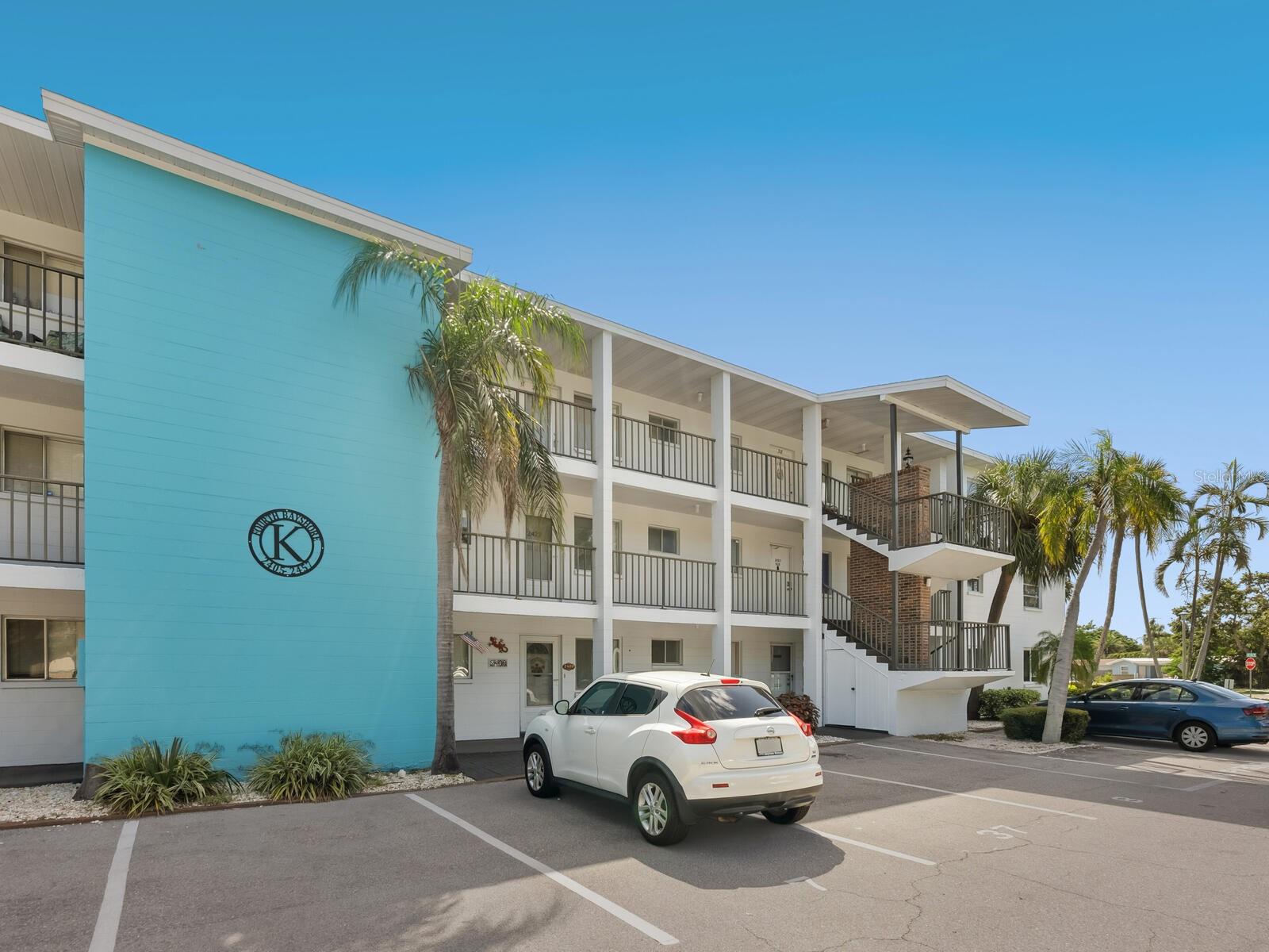 Image 3 of 33 For 2423 Flamingo Boulevard K29