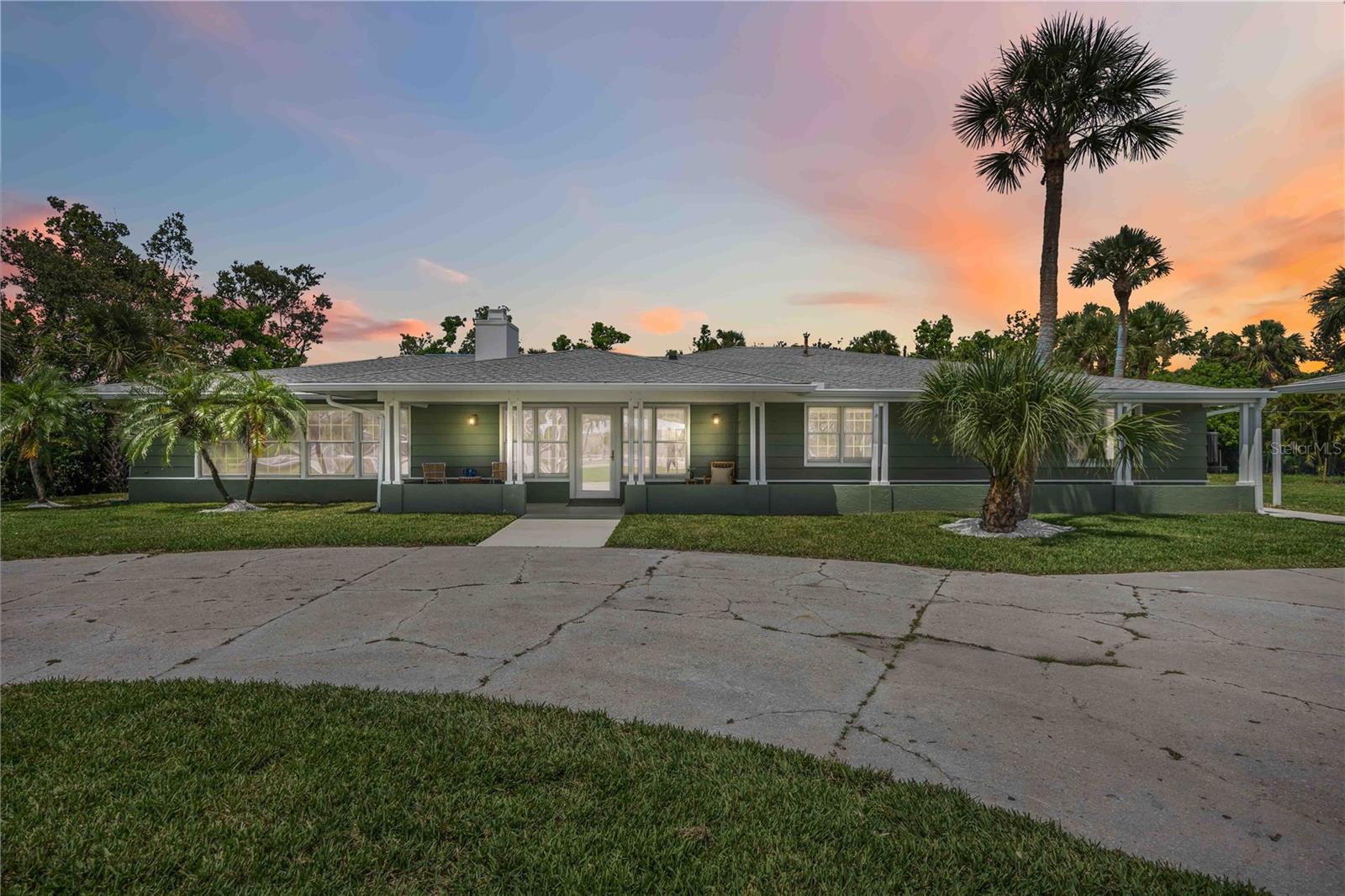 Details for 311 Island Circle, SARASOTA, FL 34242