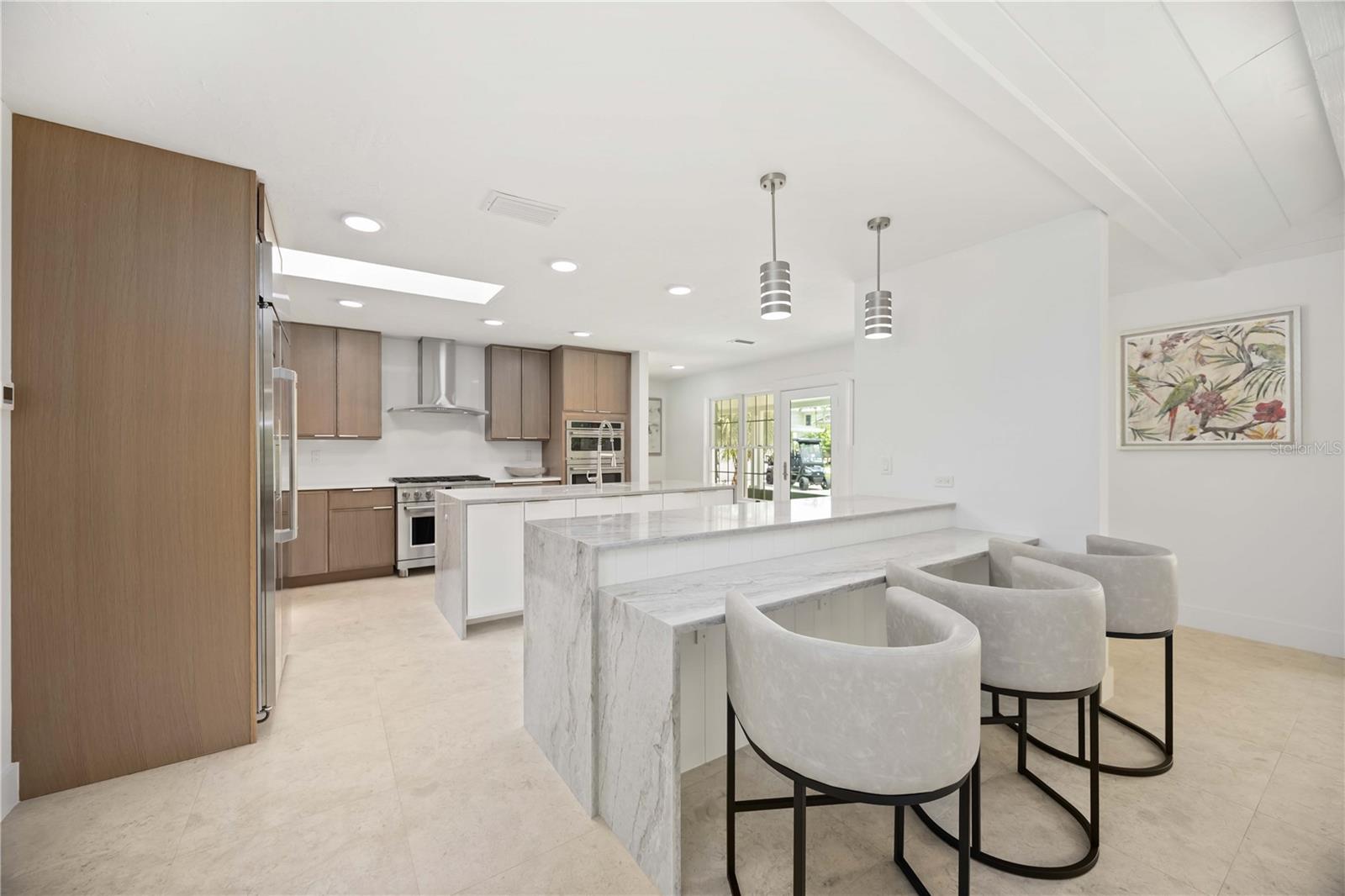 Image 15 of 55 For 311 Island Circle