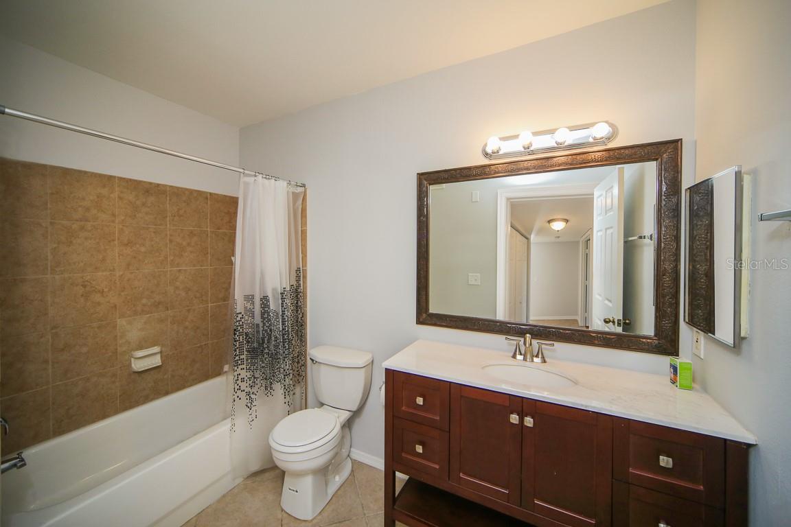 Image 11 of 22 For 3015 Chianti Court 104