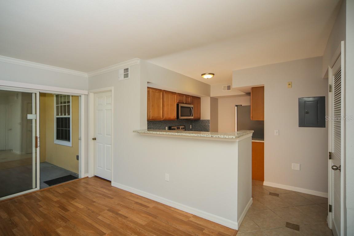 Image 8 of 22 For 3015 Chianti Court 104