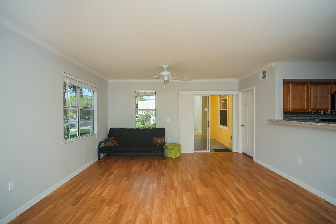 Image 9 of 22 For 3015 Chianti Court 104