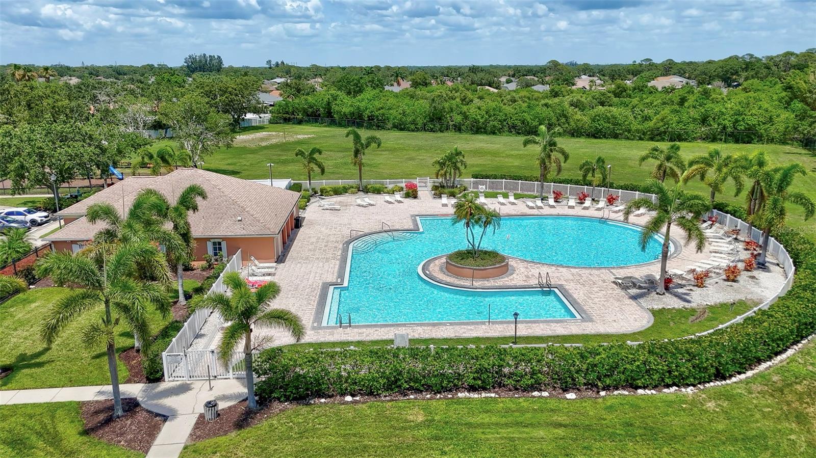 Image 68 of 70 For 4539 Cabbage Key Terrace