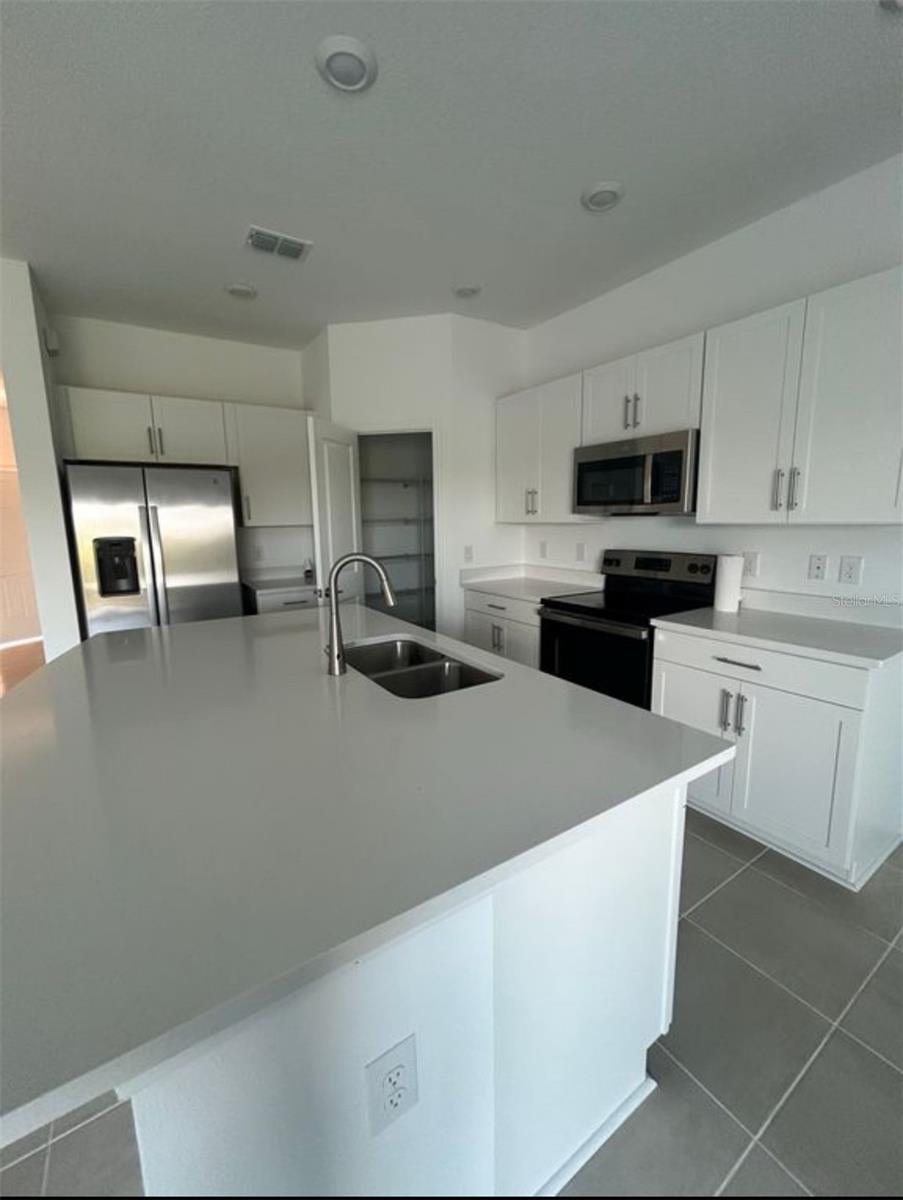 Image 8 of 9 For 11759 Glenside Terrace