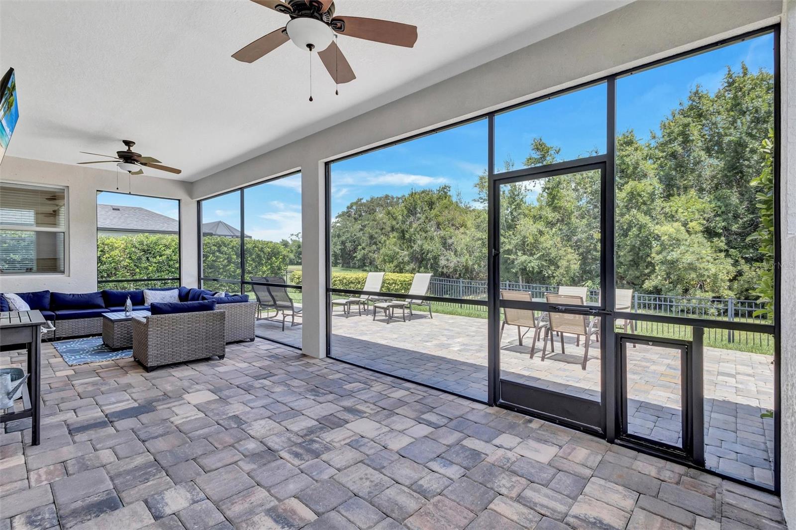 Image 4 of 73 For 11919 Goldenrod Avenue