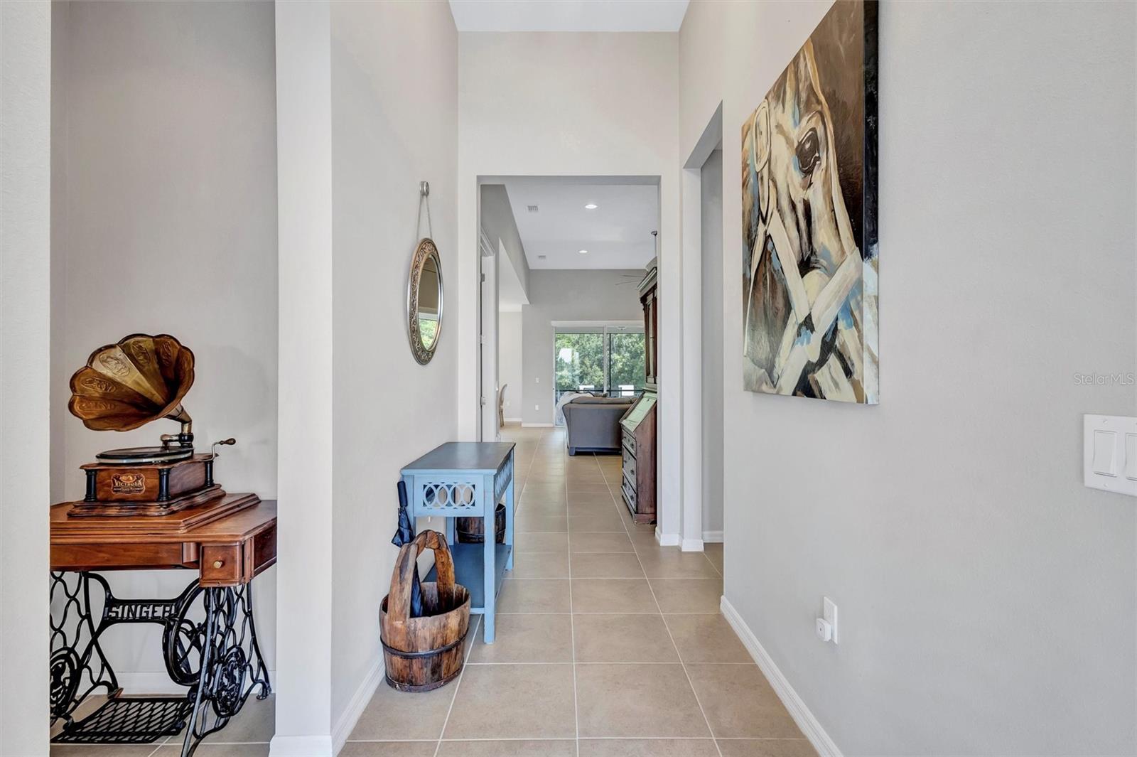 Image 9 of 73 For 11919 Goldenrod Avenue