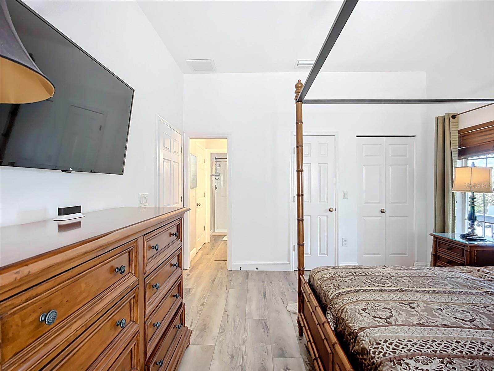 Image 26 of 49 For 2424 69th Avenue W 2424