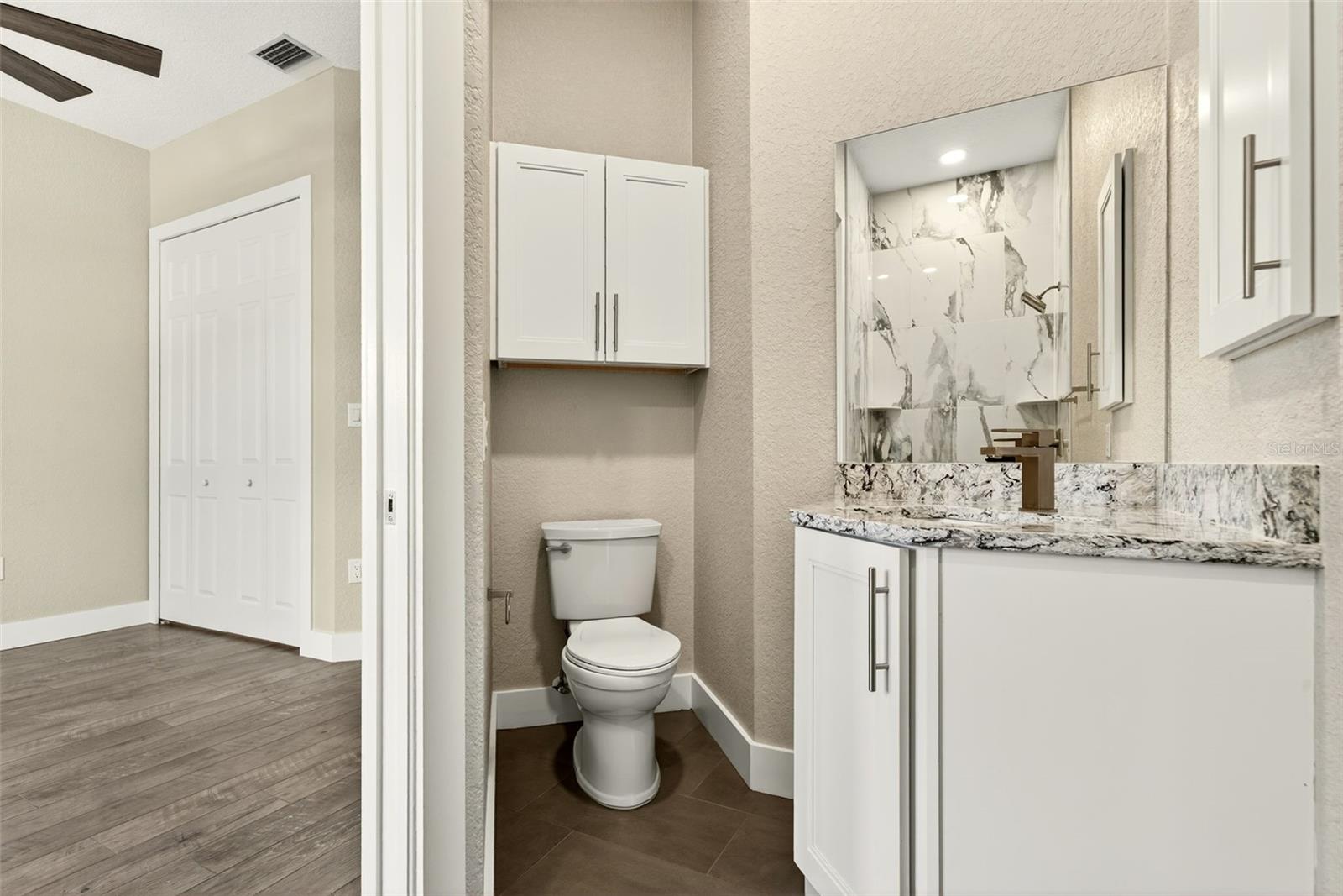 Image 48 of 100 For 2555 Pear Street