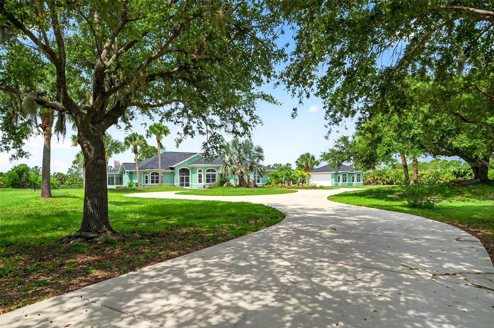 Image 6 of 100 For 2555 Pear Street