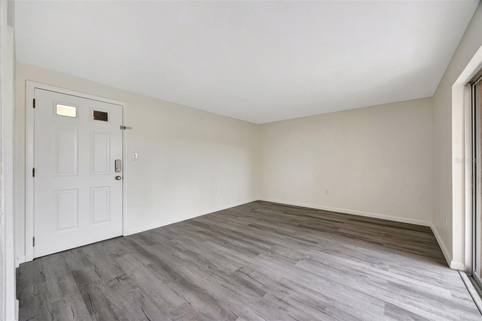 Image 11 of 32 For 2121 Wood Street 124